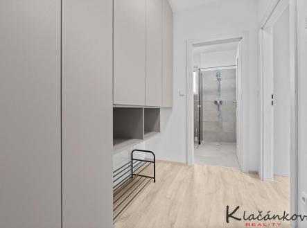 Prodej bytu, 1+kk, 32 m²