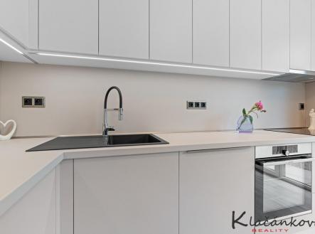 Prodej bytu, 1+kk, 32 m²