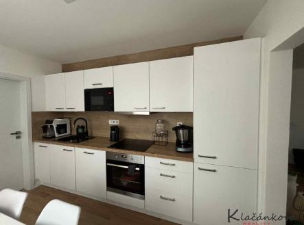 Prodej bytu, 3+1, 77 m²