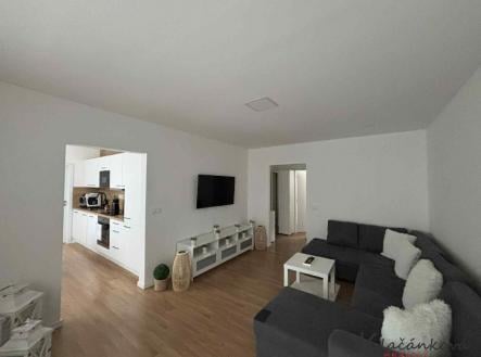 Prodej bytu, 3+1, 77 m²