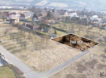 Prodej pozemku pro bydlení, 748 m²