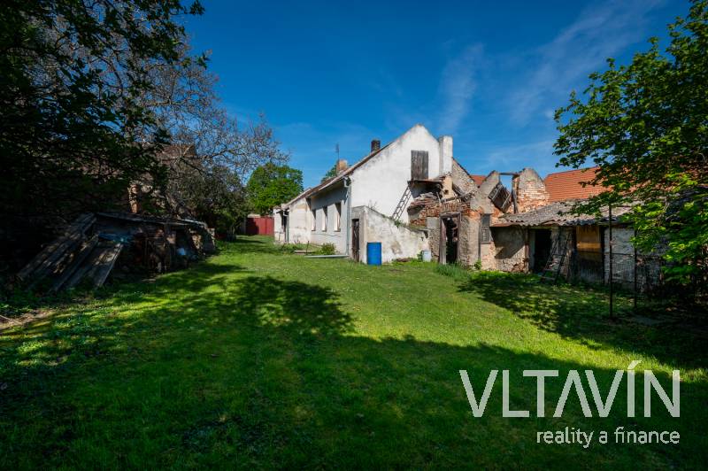 Prodej rodinného domu o dispozici 4+1 , PP 124 m2 Odolena Voda