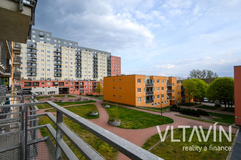 Pronájem bytu 1+kk/B, 41 m2, ul. Hnězdenská, Praha - Troja