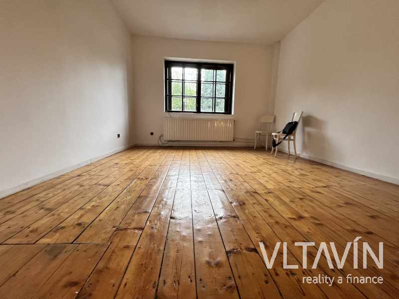 Prodej rodinného domku 93 m2, ul. Přímá, Praha - Smíchov