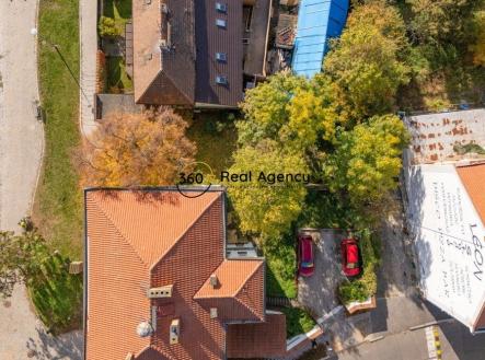 Prodej - pozemek pro bydlení, 235 m²