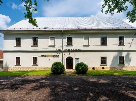 Prodej komerčního objektu, výroba, 1 100 m²