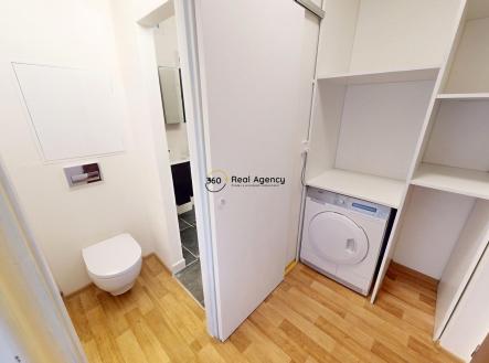 Pronájem bytu, 1+kk, 30 m²