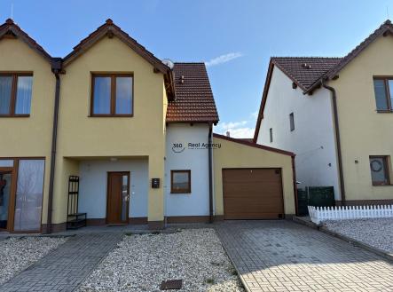 Pronájem domu/vily, 127 m²