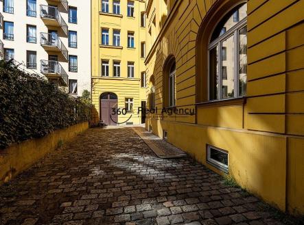 Prodej bytu, 2+1, 93 m²