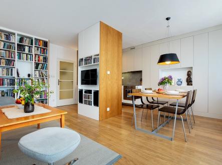 Prodej bytu, 4+kk, 90 m²