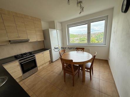 Pronájem bytu, 3+1, 80 m²