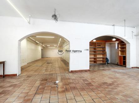 Prodej obchodní prostory, 390 m²