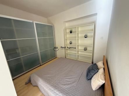 Pronájem bytu, 2+1, 62 m²