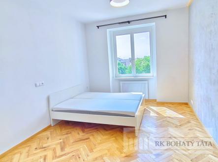 Pronájem bytu, 1+kk, 30 m²