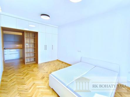 Pronájem bytu, 1+kk, 30 m²