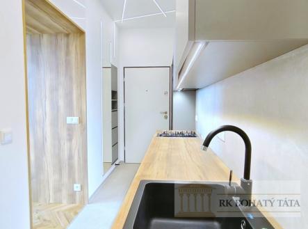 Pronájem bytu, 1+kk, 30 m²