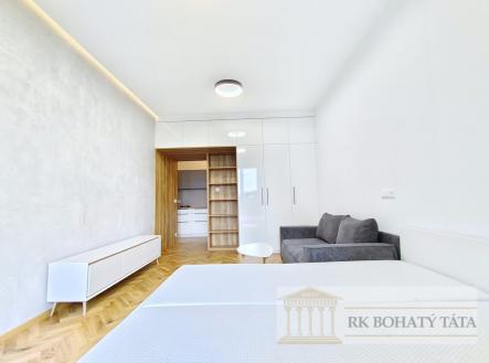 Pronájem bytu, 1+kk, 30 m²
