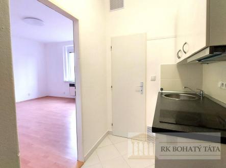 Pronájem bytu, 1+kk, 32 m²