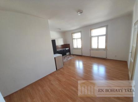 Pronájem bytu, 3+kk, 80 m²