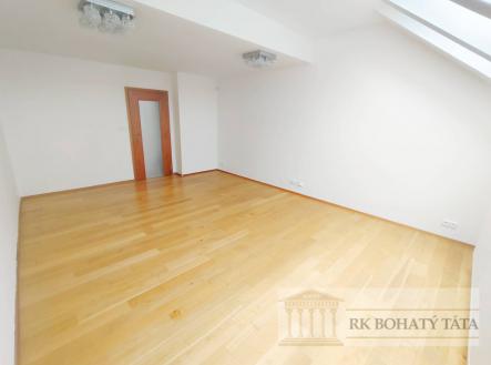 Pronájem bytu, 4+kk, 108 m²