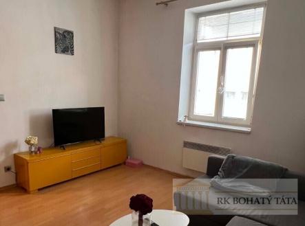 Pronájem bytu, 1+1, 33 m²