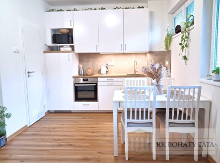 Pronájem bytu, 2+kk, 33 m²