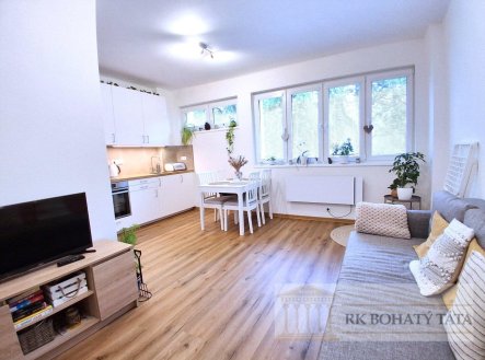 Pronájem bytu, 2+kk, 33 m²