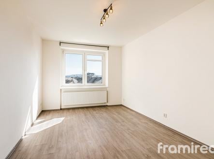 Pronájem bytu, 3+kk, 75 m²