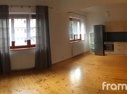 Pronájem bytu, 1+kk, 37 m²