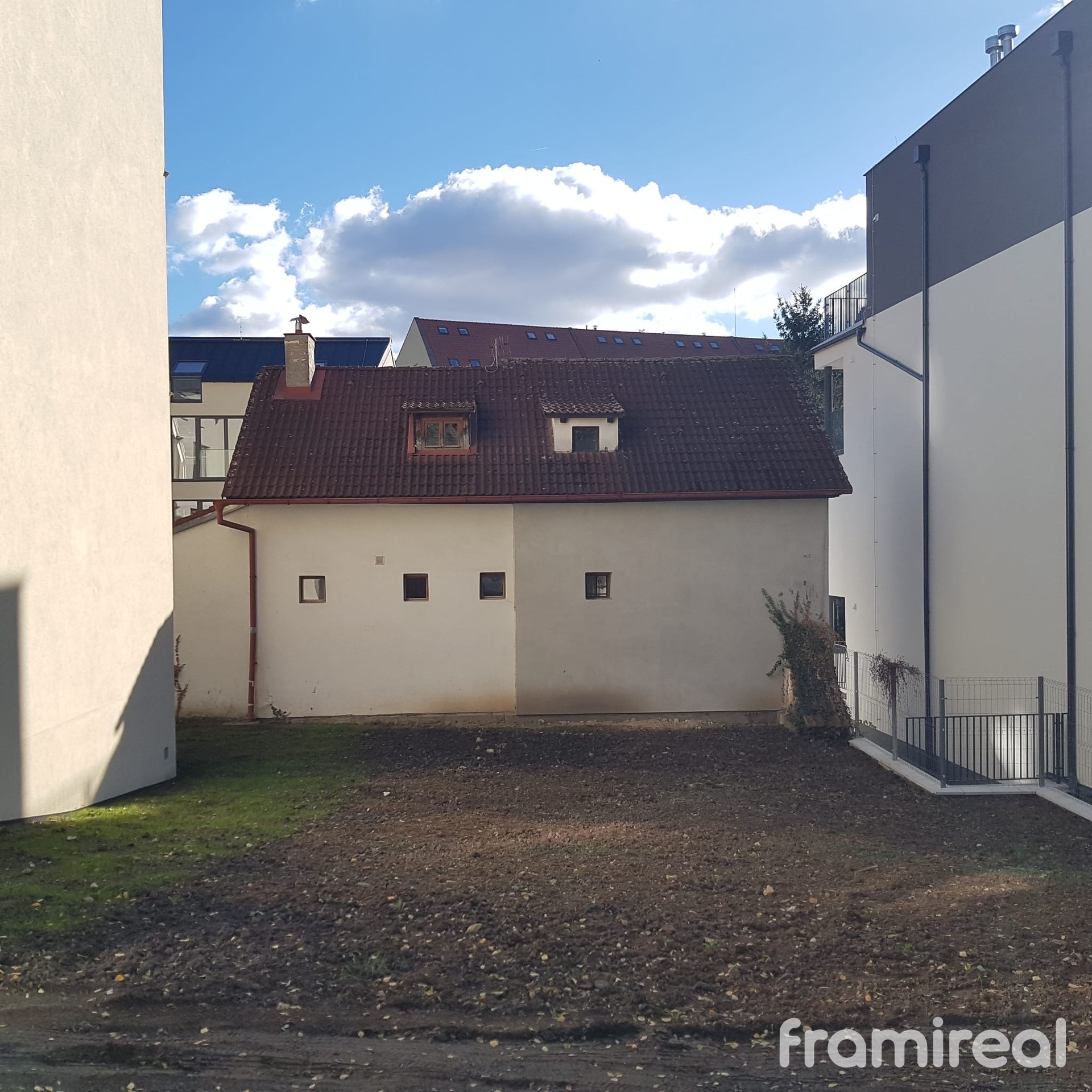 Prodej pozemky pro bydlení, 167 m² - Praha - Střížkov