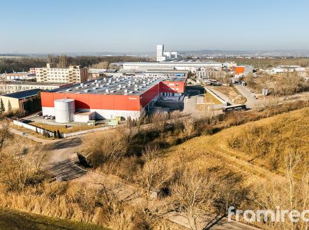 Prodej - pozemek pro komerční výstavbu, 1 525 m²