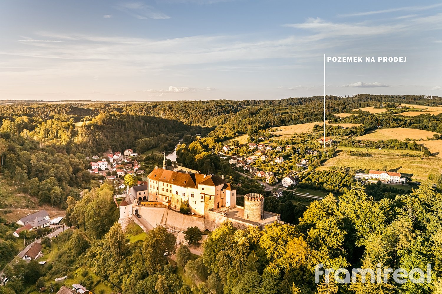 Prodej stavebního pozemku 1 606 m², Český Šternberk