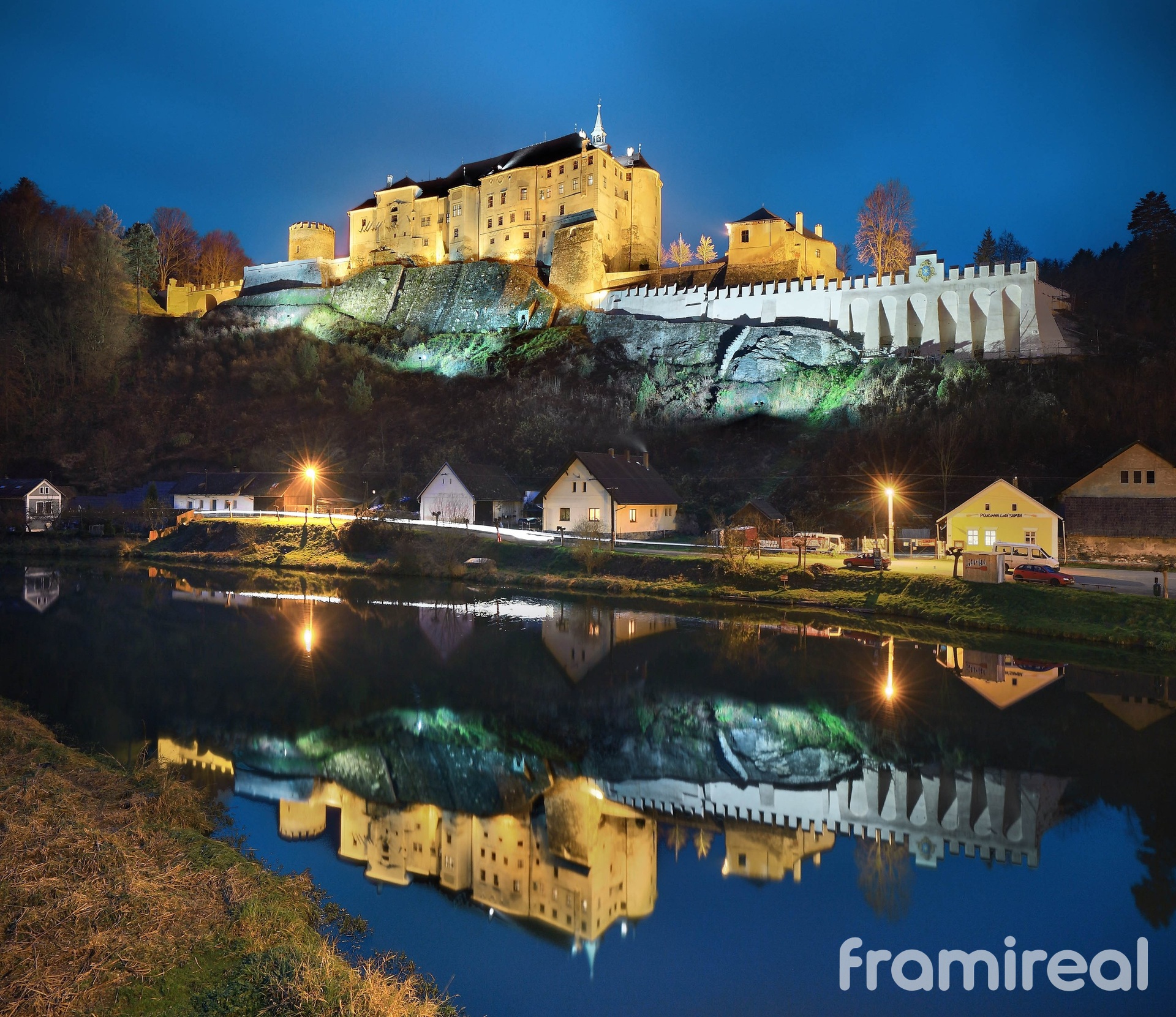 Prodej stavebního pozemku 1 606 m², Český Šternberk