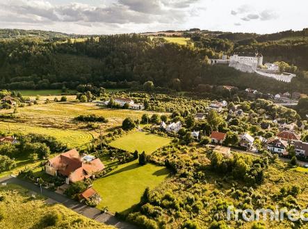 Prodej pozemku pro bydlení, 1 606 m²