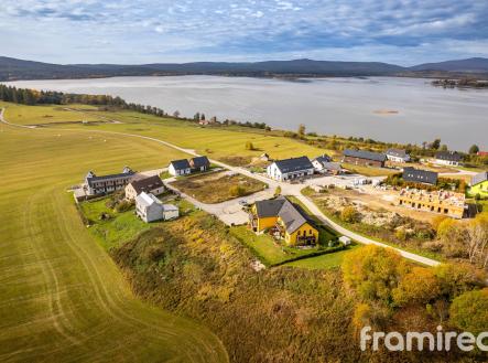 Prodej pozemku pro komerční výstavbu, 1 696 m²