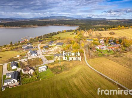 Prodej pozemku pro bydlení, 1 696 m²