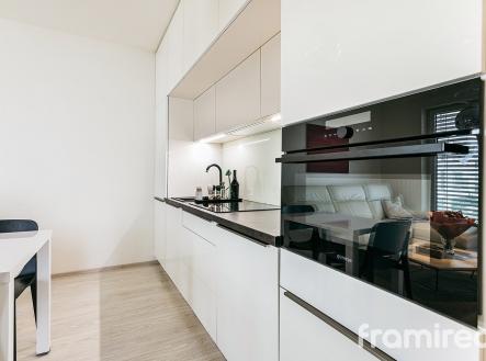 Pronájem bytu, 2+kk, 57 m²