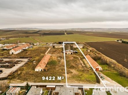 Prodej pozemku pro komerční výstavbu, 9 422 m²