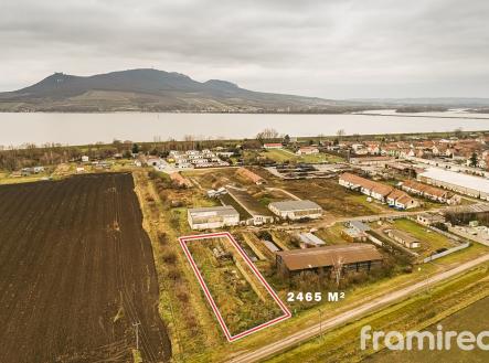 Prodej pozemku pro komerční výstavbu, 2 465 m²