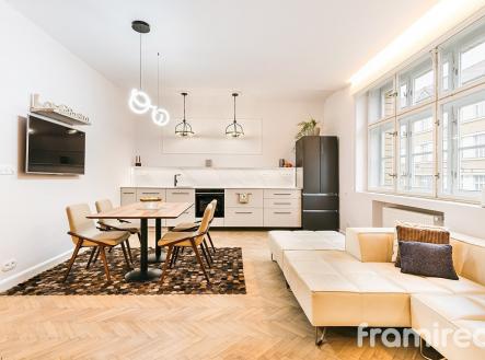 Pronájem bytu, 3+kk, 107 m²