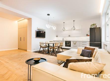 Pronájem bytu, 3+kk, 107 m²