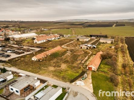 Prodej pozemku pro komerční výstavbu, 4 409 m²