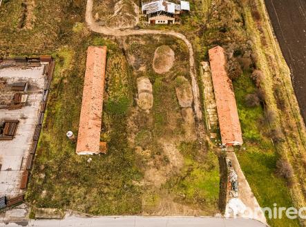 Prodej pozemku pro komerční výstavbu, 4 409 m²