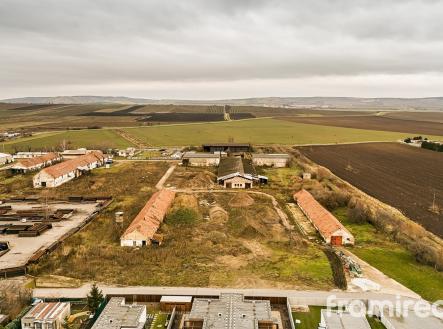 Prodej pozemku pro komerční výstavbu, 4 409 m² obrázek