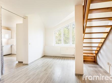 Pronájem bytu, 3+kk, 71 m²