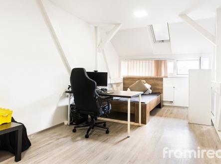 Pronájem bytu, 1+kk, 34 m²