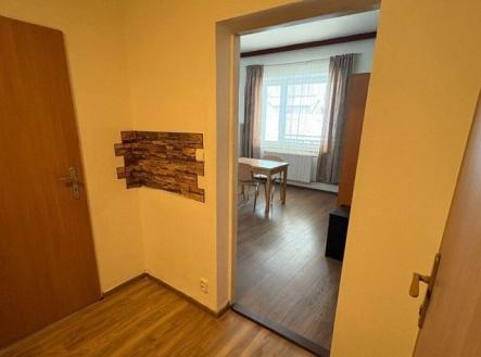 Pronájem bytu, 1+kk, 33 m²