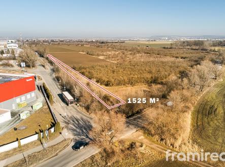 Prodej pozemku pro komerční výstavbu, 1 525 m²