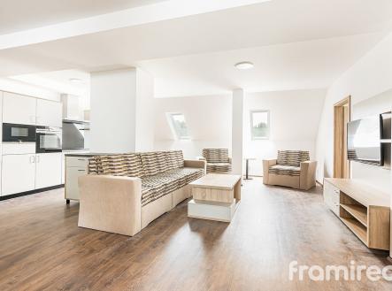 Pronájem bytu, 3+kk, 119 m²