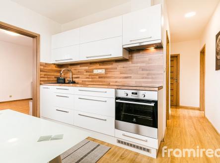 Pronájem bytu, 3+1, 73 m²